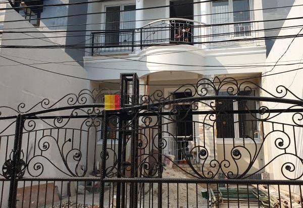 Rumah Siap Huni Sudah Tinggi Dari Jalan Di Gading Mas Timur Kelapa Gading