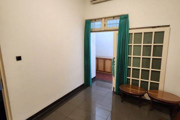 Disewakan rumah pondok indah, pondok pinang kebayoran lama