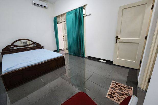 Disewakan rumah pondok indah, pondok pinang kebayoran lama
