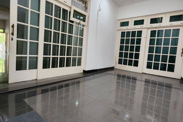 Disewakan rumah pondok indah, pondok pinang kebayoran lama