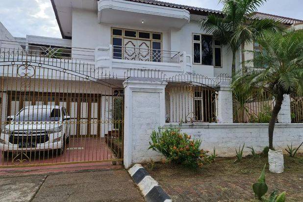 Di Jual Rumah Nego di Taman Modern Cakung, Jakarta Timur