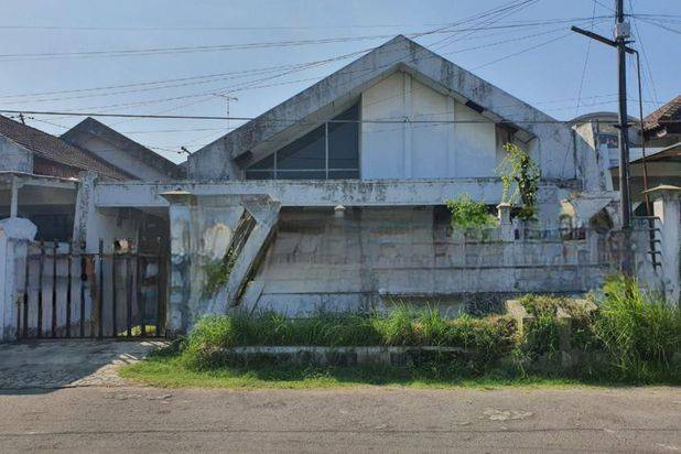 Rumah Kertajaya Indah Timur Strategis, Row 4 Mobil