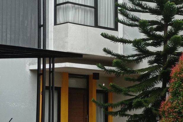 Disewakan rumah lokasi dekat dengan stasiun KA Rawa Buntu