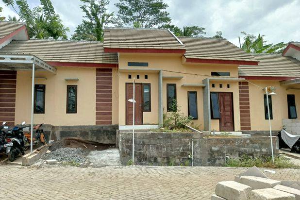 HUNIAN MURAH SUBSIDI DEKAT MADYOPURO