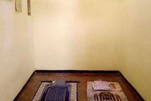 Rumah Mojoklanggru Lor, Hadap : Selatan