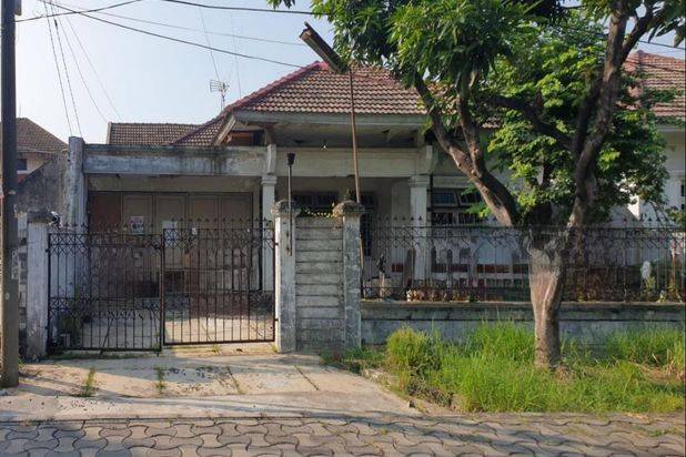 Rumah Manyar Indah, Hitung Tanah