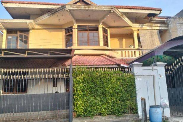 Rumah Margorejo Indah Surabaya, Row Jalan 6