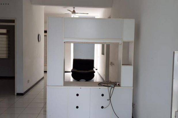 Rumah Kutisari Indah Barat Strategis, Pln Token 2200