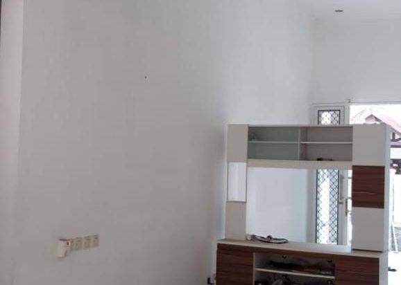 Rumah Kutisari Indah Barat Strategis, Pln Token 2200