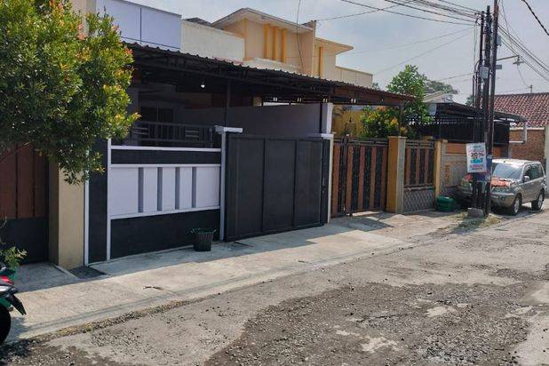Rumah Bagus Strategis Ngemplak Kartosuro Sukoharjo(AT)