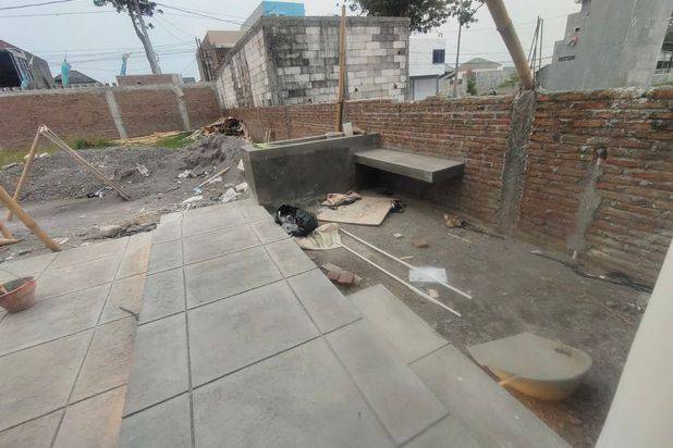34 Unit Rumah Cluster Mewah Pesan Bangun Di Gumpang Kartasura(AT)