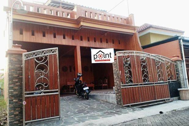 Rumah Bagus 2 Lantai di Sragen(SG)