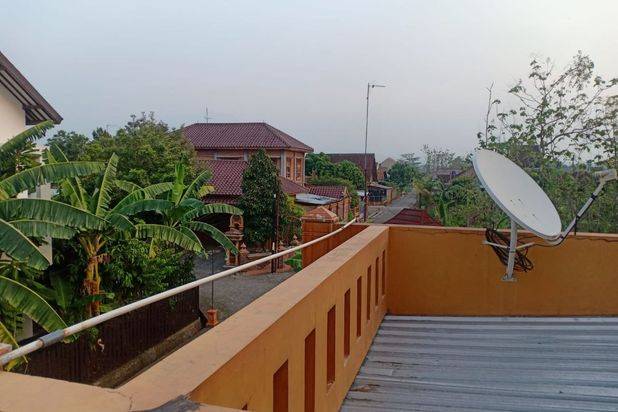 Rumah Bagus 2 Lantai di Sragen(SG)