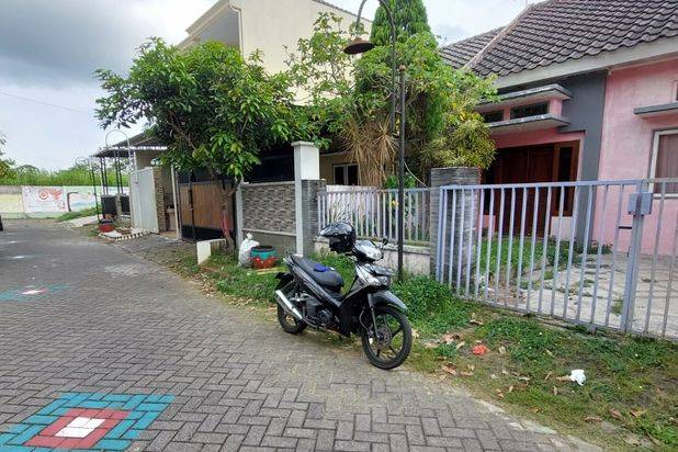 Rumah dijual dekat bandara Abd. Saleh Saptoraya Pakis Malang