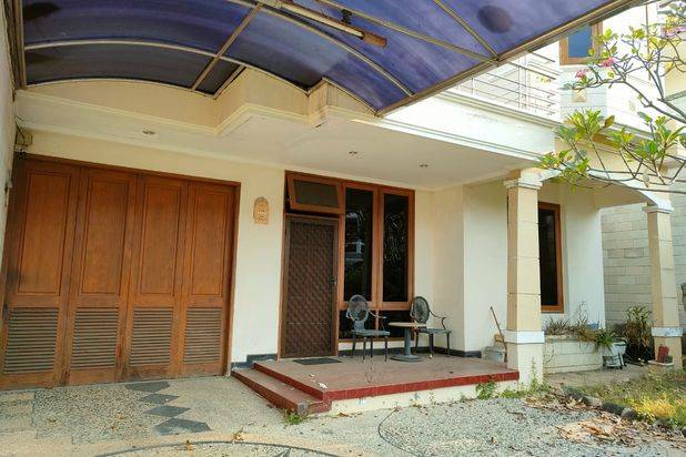 Rumah Dharmahusada Perumahan Dkt Galaxy Mall Dan Pakuwon City