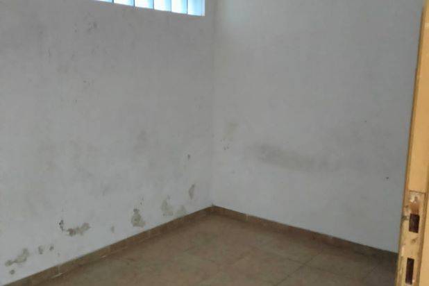 Rumah Ploso, 2 Lantai SHM, Ada Balkon Atas