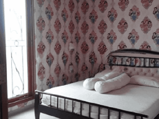 Rumah 2lt Luas,Terawat Full Furnished Di Kenjeran Belakang Ada Taman