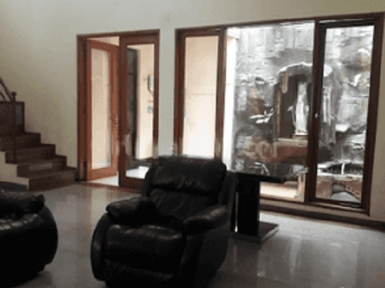 Rumah 2lt Luas,Terawat Full Furnished Di Kenjeran Belakang Ada Taman