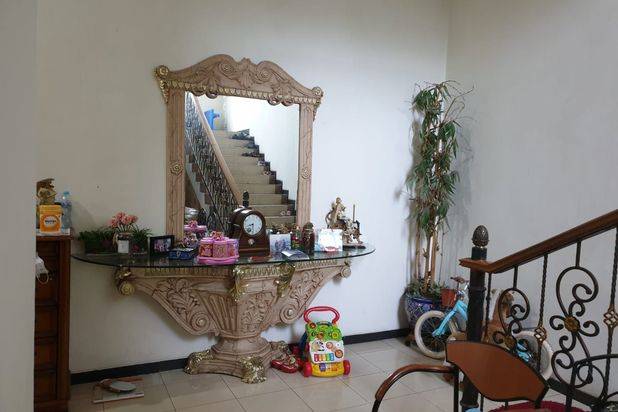 Rumah Di Perumahan Nyaman Asri & One Gate di Mulyosari