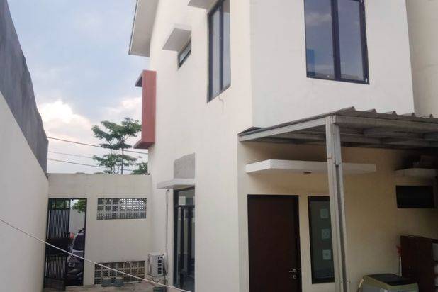 Sewa Green Ara Bekasi Strategis Mewah Semi Furnished (K0511)