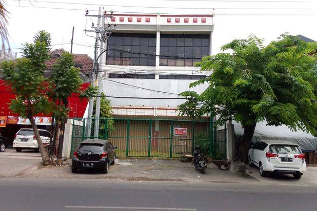 Ruko 3 Lantai Di Raya Bratang Binangun, Surabaya
