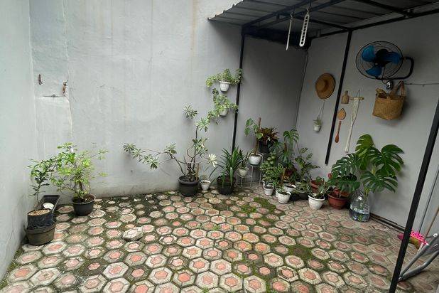 Rumah di gerbang Jatiasih, selangkah dari pintu Toll