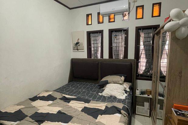 Rumah di gerbang Jatiasih, selangkah dari pintu Toll