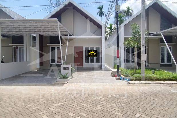 Dijual Rumah Baru Ada Carport The Green Orchard Kota Pontianak
