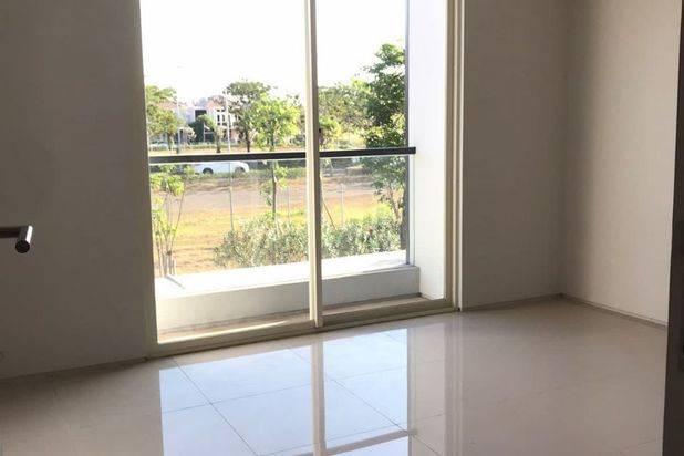Rumah Grand Pakuwon , Strategis