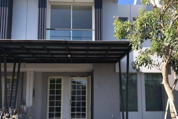 Rumah Grand Pakuwon , Strategis