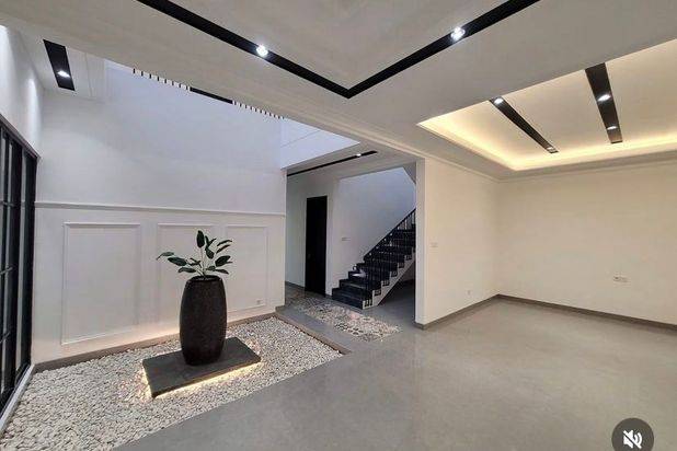 Dijual Rumah Kertajaya Indah Surabaya New Baru American Classic Modern Mewah - SHM strategis dekat Galaxy Mall