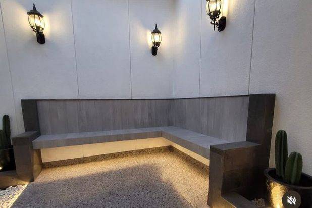 Dijual Rumah Kertajaya Indah Surabaya New Baru American Classic Modern Mewah - SHM strategis dekat Galaxy Mall