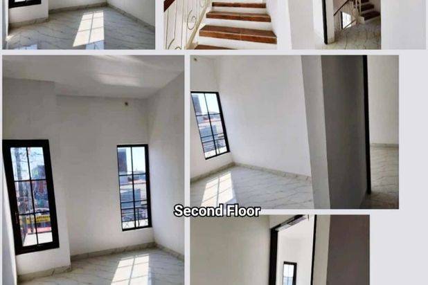 Dijual Rumah Baru 2 Lantai Dekat GWalk Citraland , Pakuwon Mall Surabaya SPESIAL Carport 2 Mobil LUAS