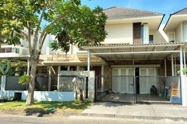 MURAH LUAS Rumah Royal Residence Crown Hill Wiyung Surabaya