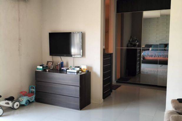 MURAH LUAS Rumah Royal Residence Crown Hill Wiyung Surabaya