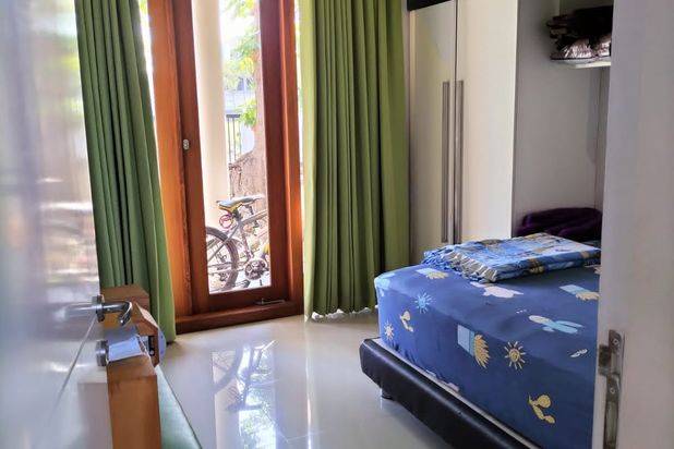 MURAH LUAS Rumah Royal Residence Crown Hill Wiyung Surabaya