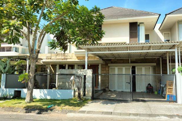MURAH LUAS Rumah Royal Residence Crown Hill Wiyung Surabaya