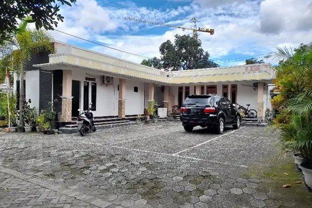 Jual Hotel di Sleman di Jalan Raya Ringroad Utara Area Komersil
