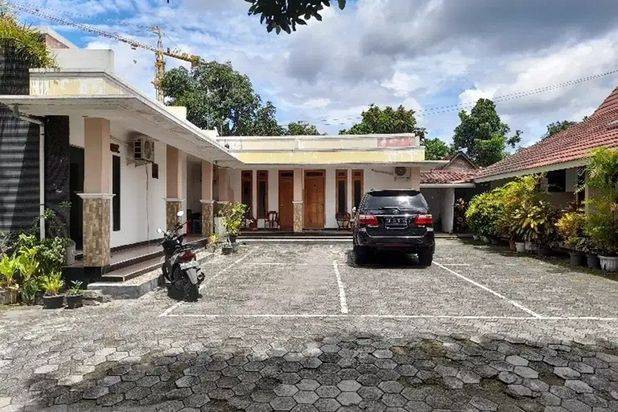 Jual Hotel di Sleman di Jalan Raya Ringroad Utara Area Komersil