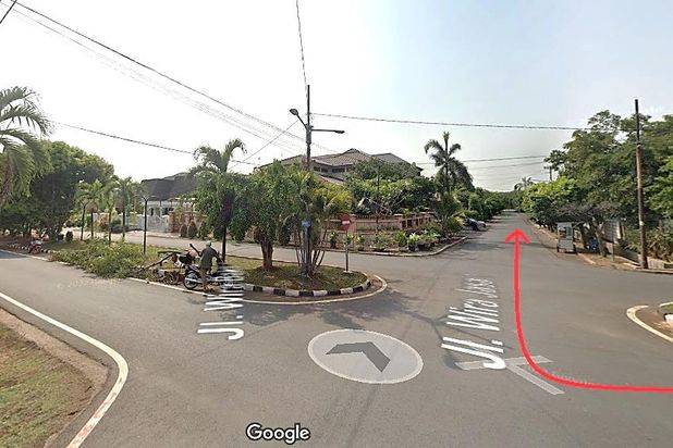 Rumah Luas, Asri Dan Nyaman di Waringin Permai, Jatiwaringin, Jakarta Timur