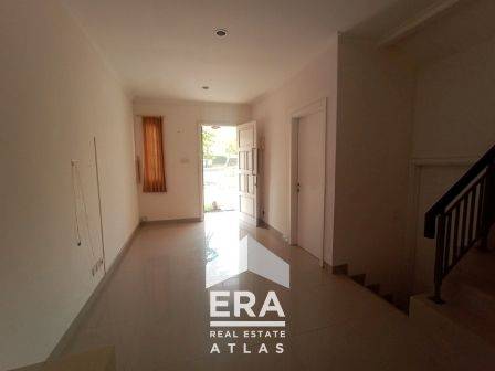 Rumah mewah siap huni diParamount Village Smg