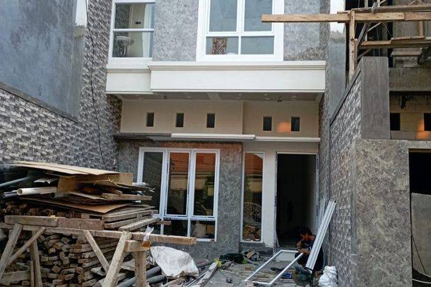 Rumah Gress Ploso Timur Lokasi Strategis Minimalis Row Jalan 2 Mobil