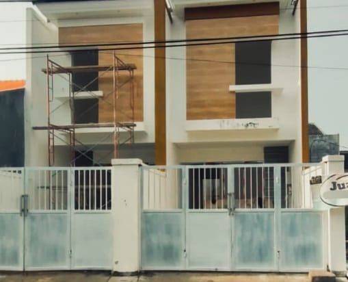 Rumah Minimalis Surabaya Timur Rungkut Wonorejo 2 Lantai SHM Dkt Semanggi Mangrove