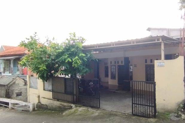 Jual Rumah Siap Huni Akses Masuk Mobil Dekat Mabes Kopassus Cijantung