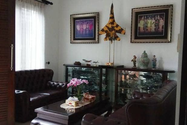 Rumah Siap Huni Dekat Tol Cilandak Harga 10 M