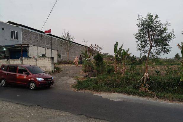 Tanah Luas dan Murah Lokasi Strategis Potensial Untuk Bisnis