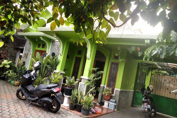 Rumah Luas Rindang Nyaman Untuk Hunian Lokasi di Kota Batu