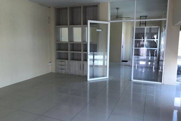 Ruko 2 Lantai di Jl. Majapahit, No. 101 A, Semarang (Seberang Lotte Glosir)