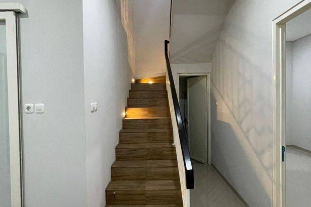 Rumah Baru Sutorejo Prima, Hadap Utara