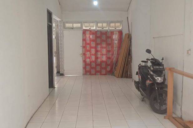 Rumah dijual cepat super strategis selangkah ke Griya Antapani Bandung